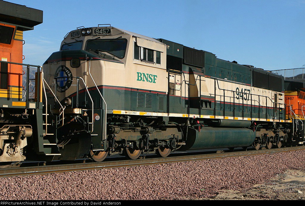BNSF 9457
